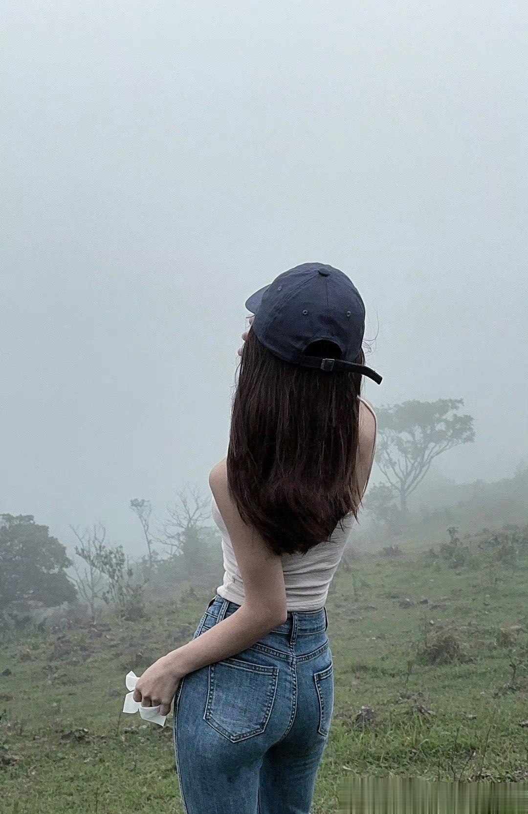 你喜不喜欢我，关我卵事！如果我喜欢你，想起你就会热泪盈眶。——王立新 ​​​