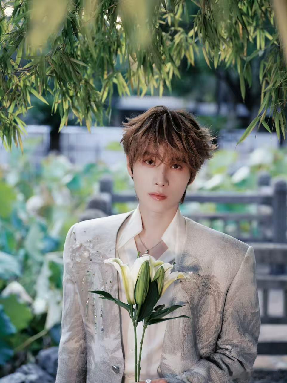 井胧请教产后恢复问题 抱娃久了手腕疼，查了说是“妈妈手”，有没有快速缓解的方法？