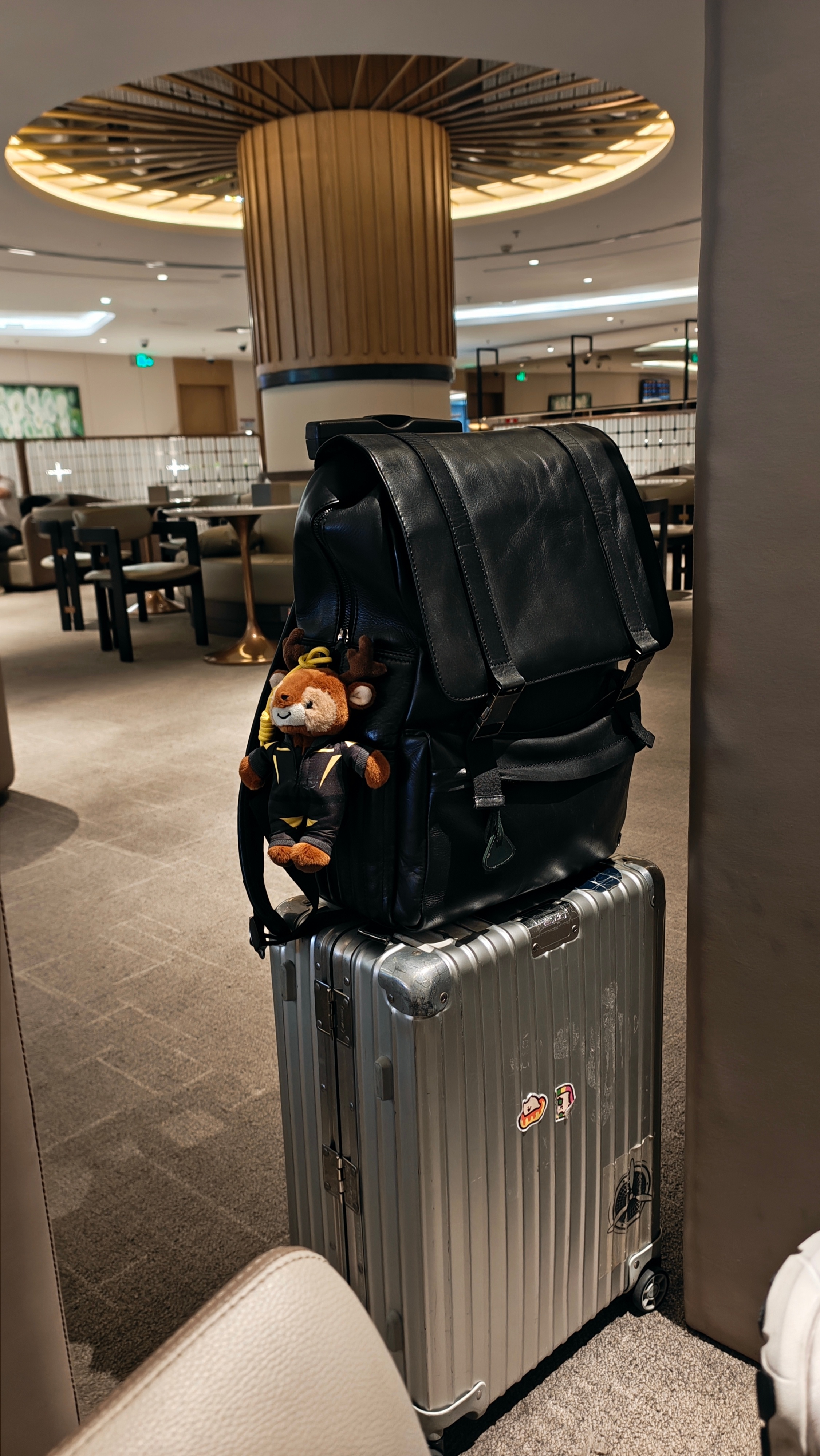 牛马开始登机咯，没有比看新车更好玩儿的事了。新能源汽车