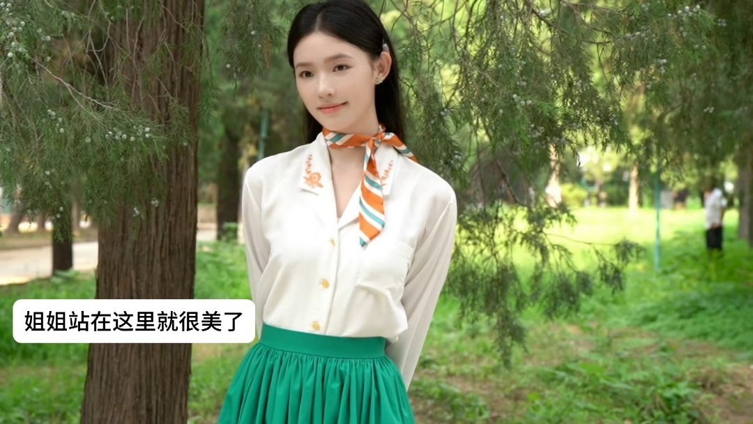 粉丝视角的沈冉冉林允工作室接上班不出fo 看到林允工作室发的沈冉冉片场记录，差点