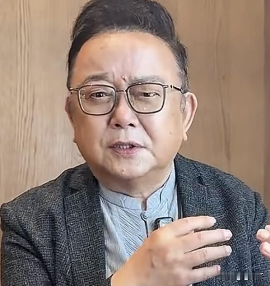 9月25日王刚回长春了，他虽然出生在辽宁锦州，原来他的成长地是吉林长春。
195