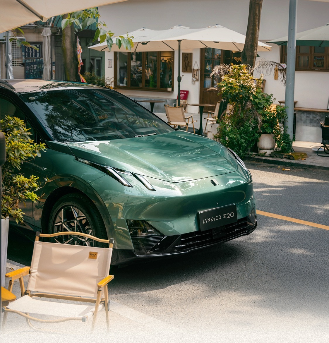 原来飞驰人生已经七年了昨天晚上去看的飞驰人生，今年赛车戏份很多，并且电影里出现了