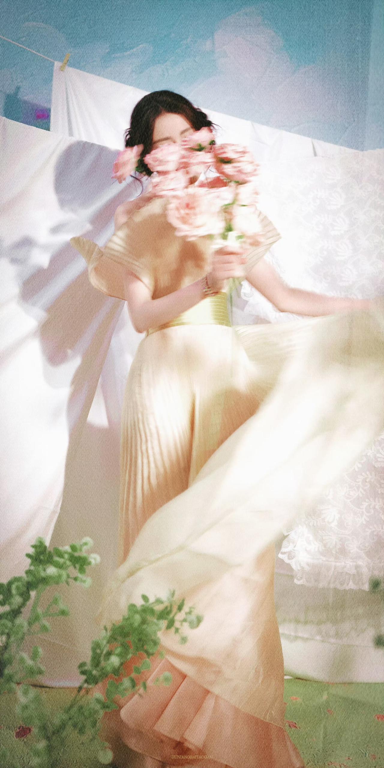 内娱氛围感天花板！迪丽热巴画中仙造型美到封神！

迪丽热巴这组写真直接杀疯了！暖