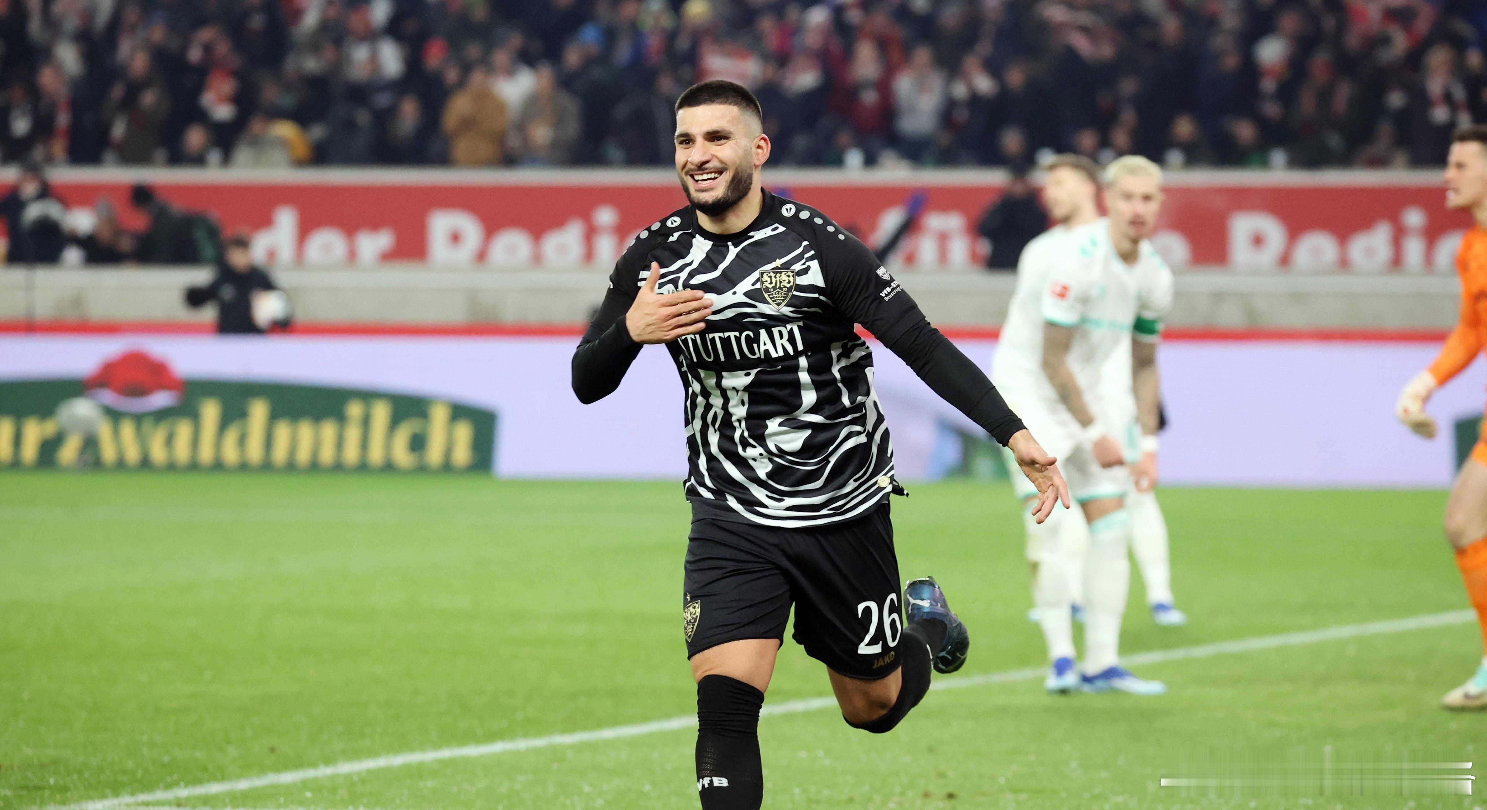 周四 欧罗巴看法001  费伦茨 vs 卢多戈雷本场给到费伦茨升至四档的支持力度