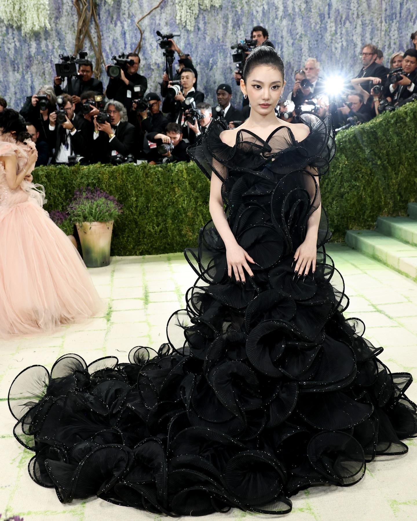 宁艺卓 x Met Gala 2026Ningning来咯！身穿Gucci 特别