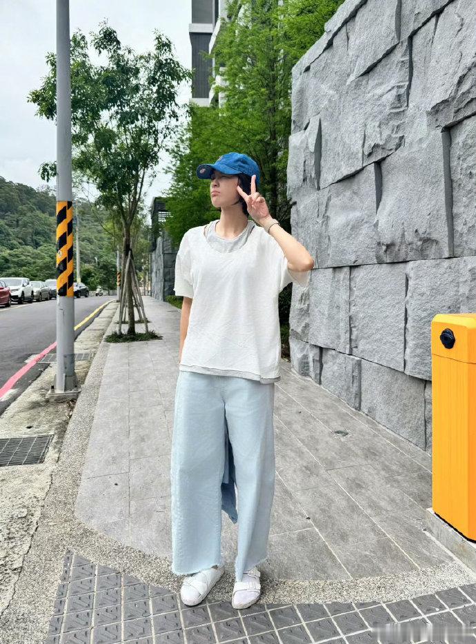 曾沛慈庄法教曾沛慈四手联弹乘风2026两个人沉浸在钢琴里的样子太动人，庄法耐心指