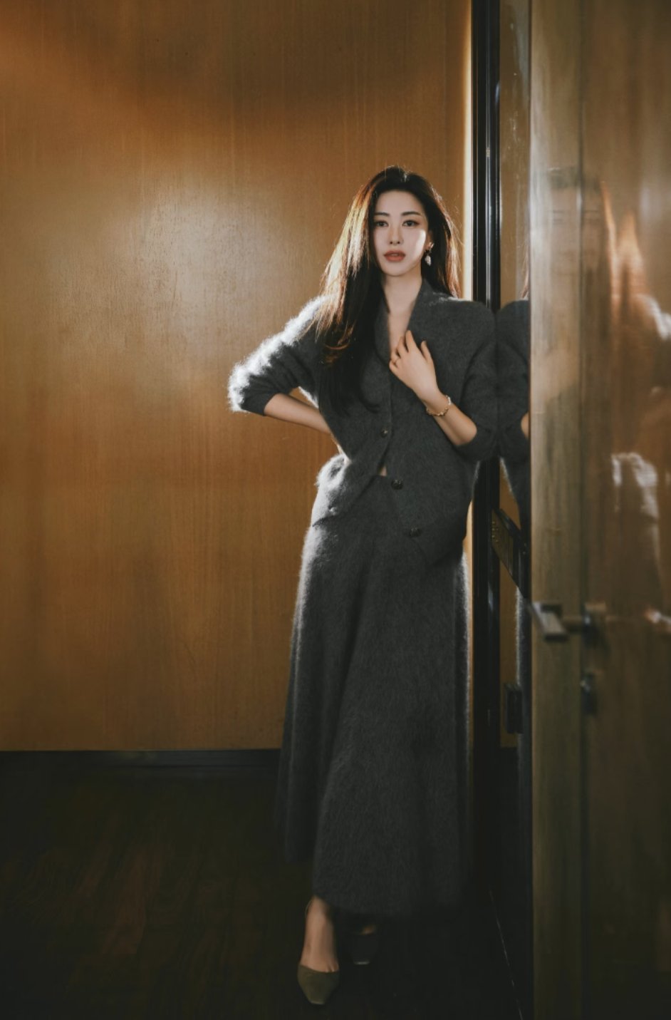 明星丨时尚朱珠的一组写真图～ 