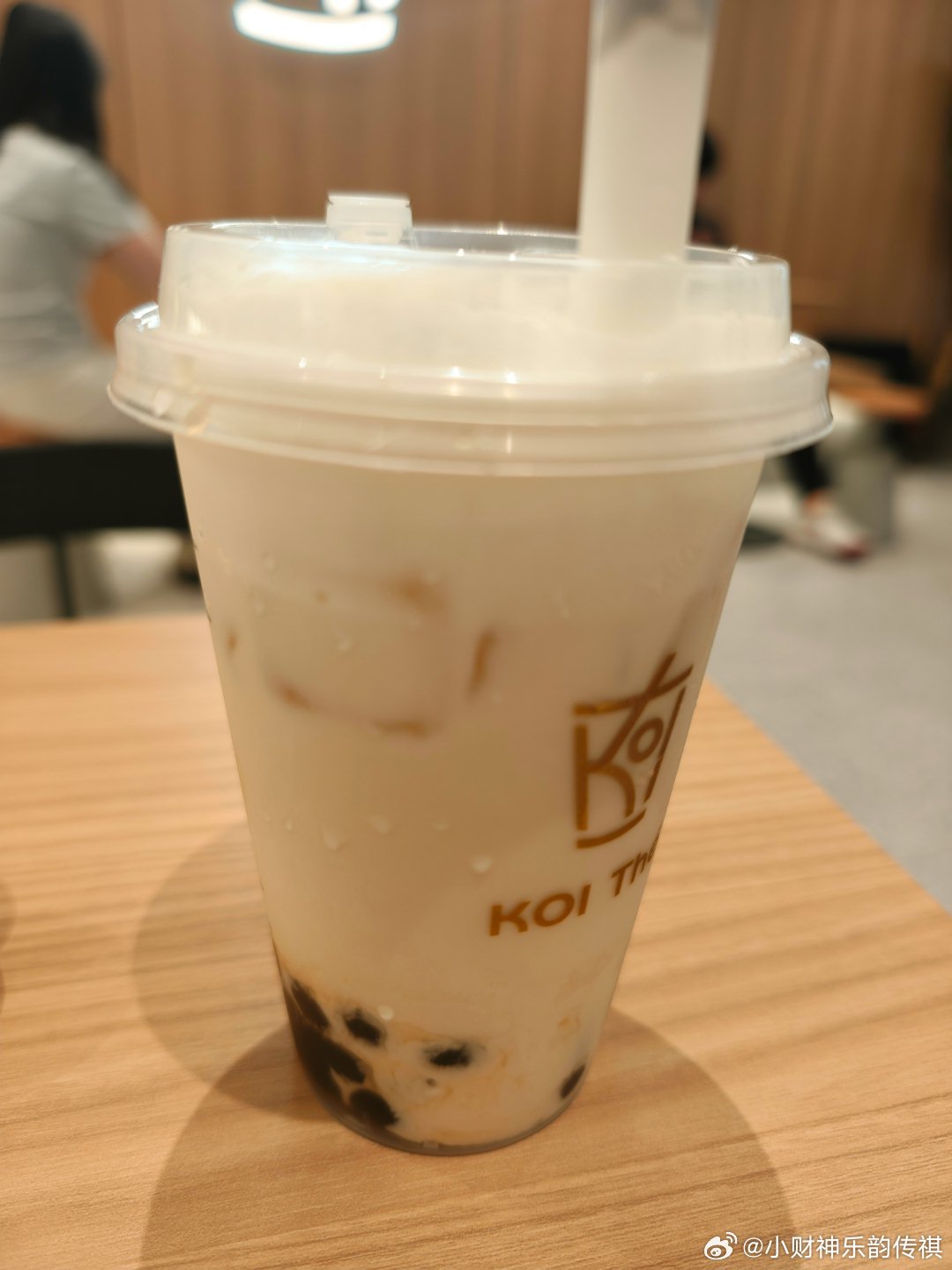 阿大葱油饼宣布暂停营业如图5、点了一杯五分糖炒米荞麦乌龙珍珠奶茶应该有植脂末、伤