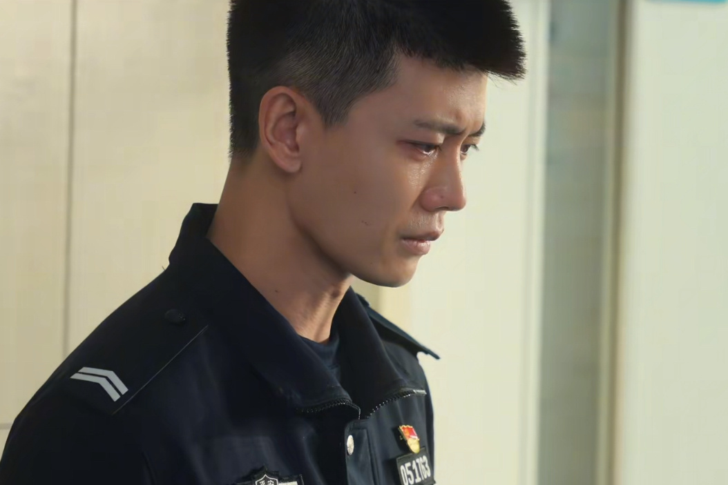 白敬亭董子健任嘉伦 天骄天骄任嘉伦新剧《深渊无间》即将上线，期待李成 