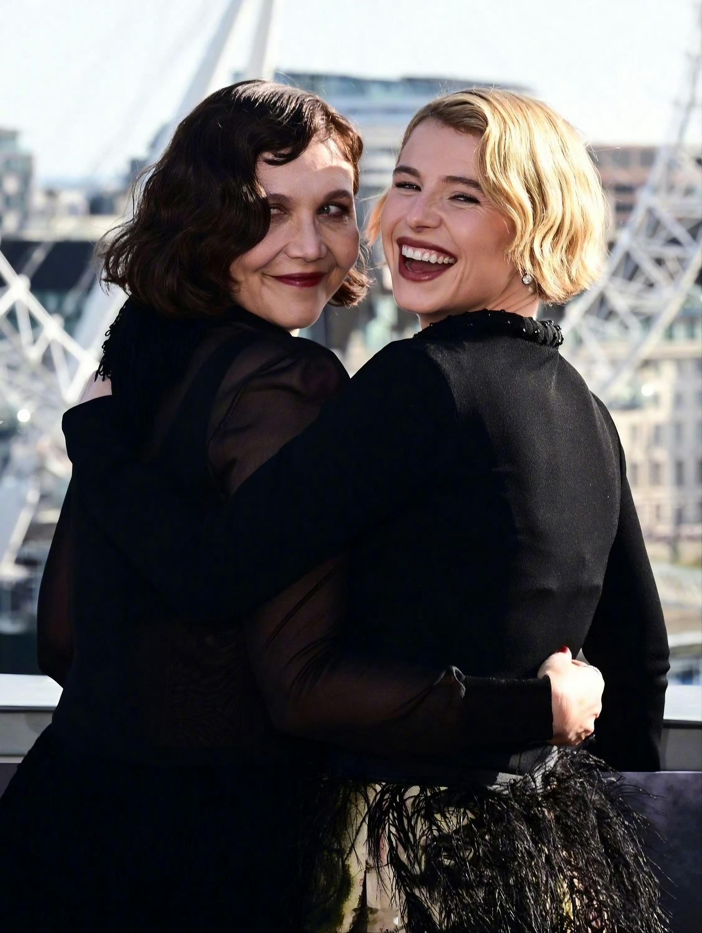 电影影讯科学怪人“弗兰肯斯坦”，终于也有自己的爱情了——【暗黑新娘！】全组亮相伦