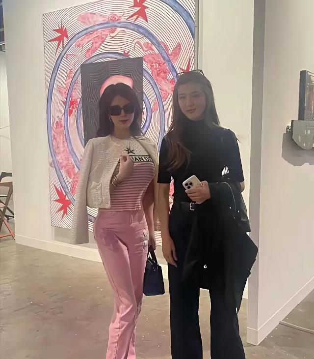 吴千语的手机是什么牌子的？