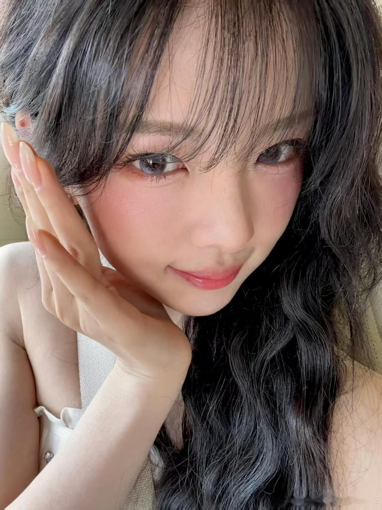 杨超越说嗑cp得嗑宽一点杨超越嗑cp得把格局打开 杨超越在心动信号里发表的嗑cp