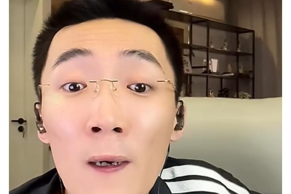方丈迟迟不能回归？圈内传出新说法，
 

方丈被限制已经挺长时间，不少粉丝一直盼