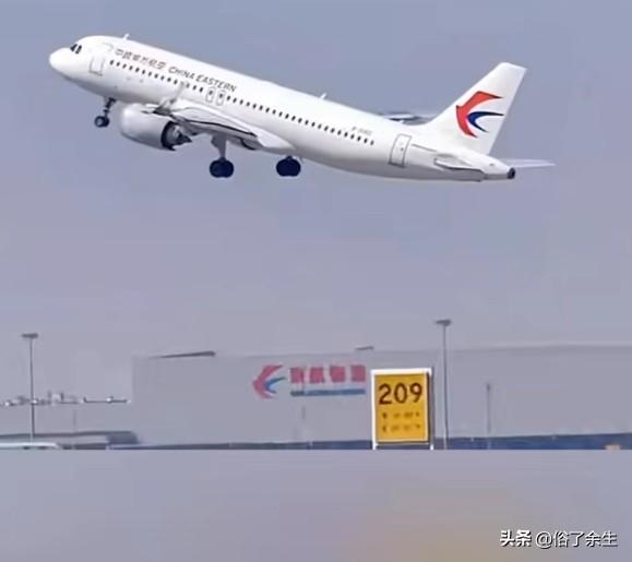 东航158亿美元豪购101架飞机 三大信号值得关注

东航拟斥资158亿美元购买