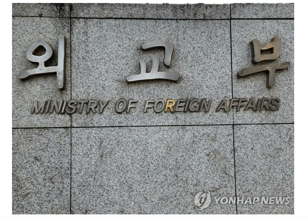 【韩政府呼吁泰国柬埔寨和平解决冲突】（韩联社）泰柬两军在13条战线交战海外新鲜事