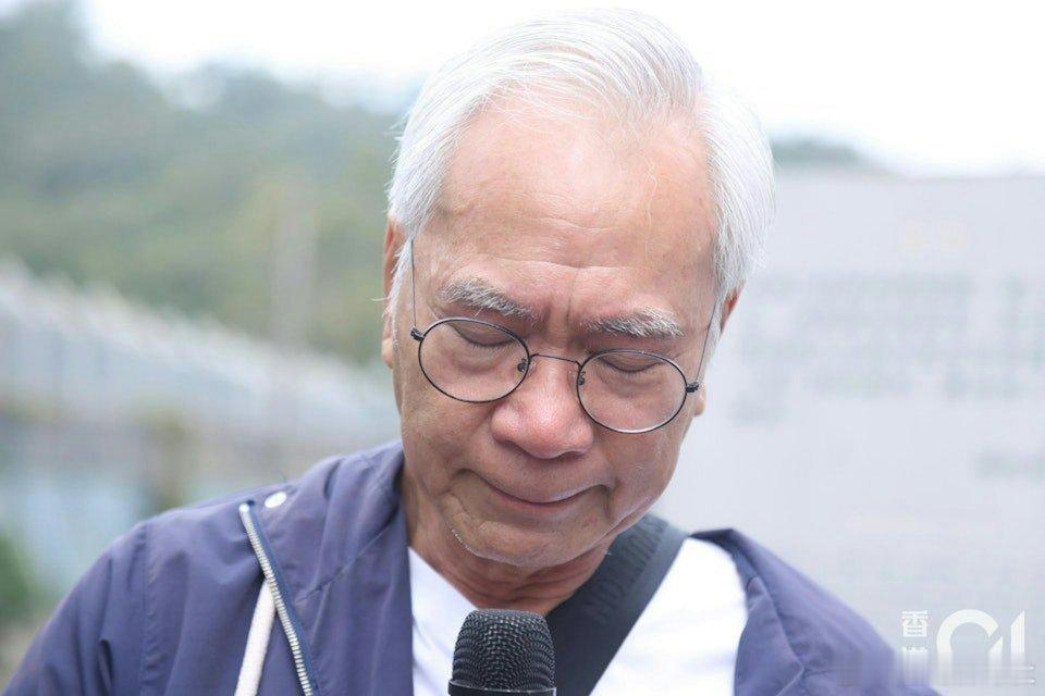 現年75歲的李龍基與小36歲未婚妻王青霞的「爺孫戀」一直都充滿戲劇性，早前更傳出