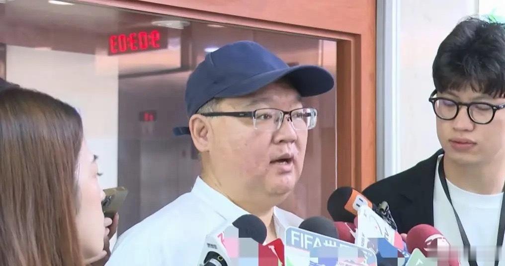 马英九基金会相关争议持续发酵。26日，三人调查小组发言人李德维在节目中，针对此前