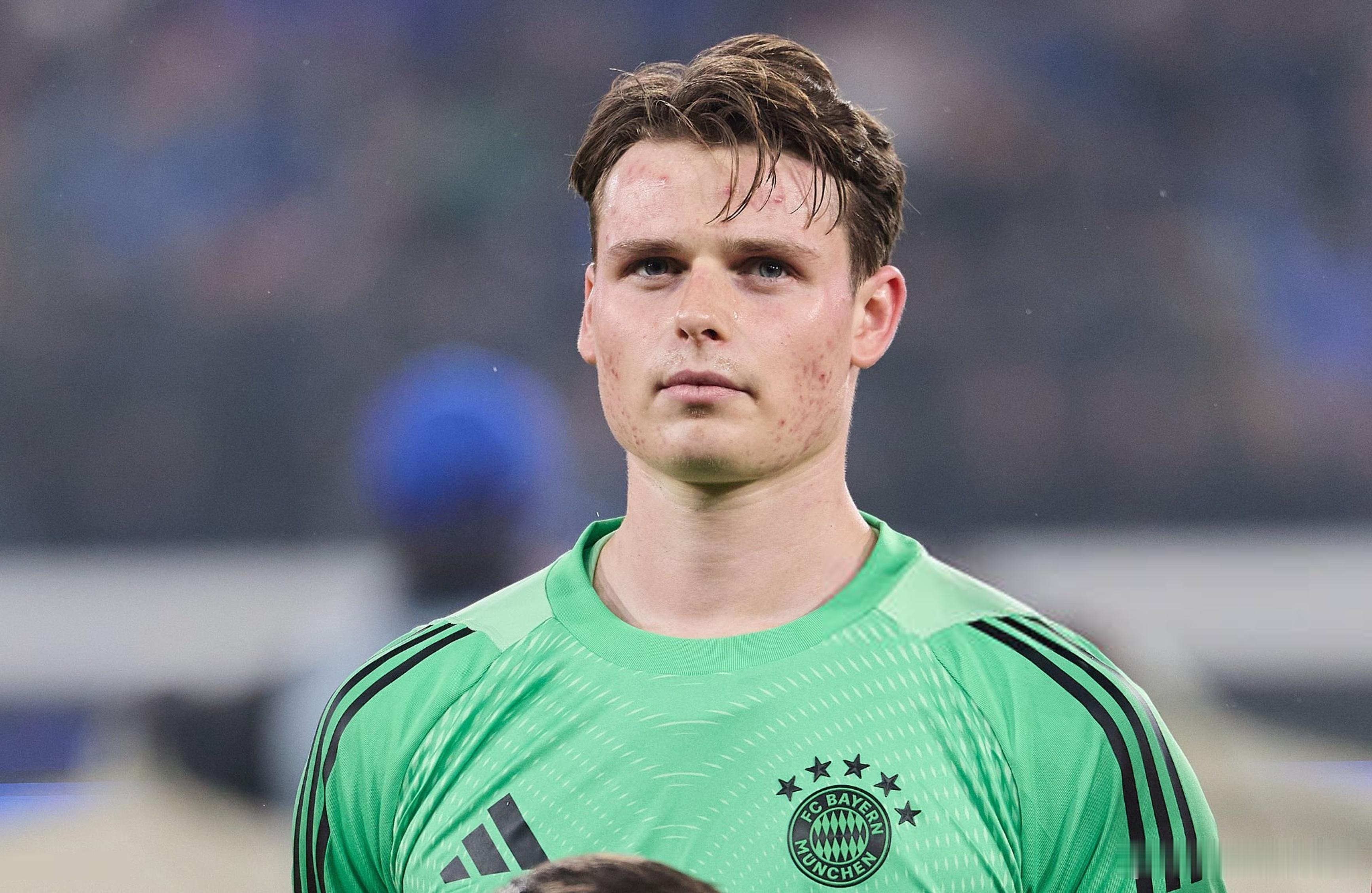 🚨🚨🚨［Kerry Hau］：喬納斯·烏爾比希傳來積極信號：他週一完成了部