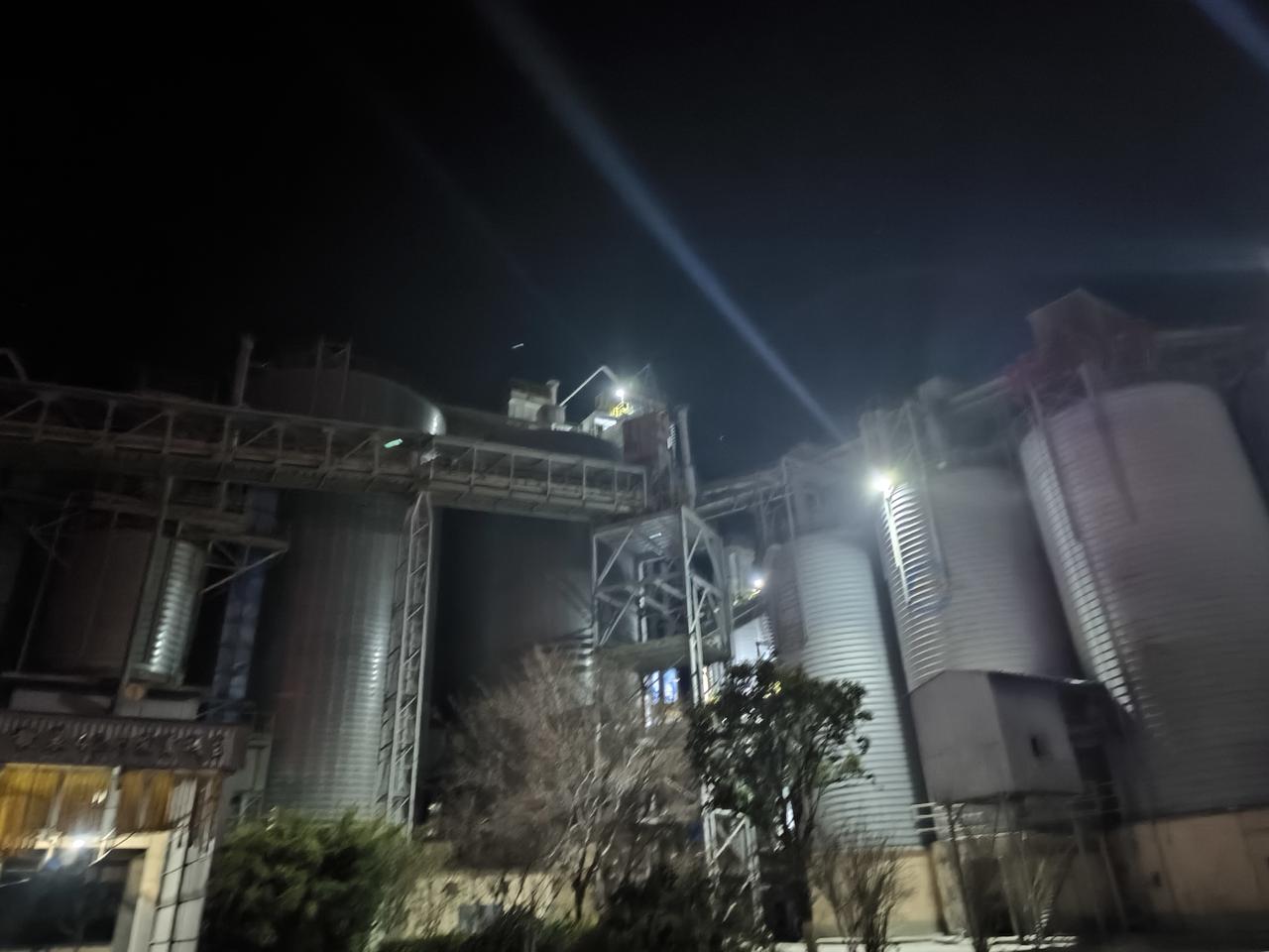 蔡澜说：要过愉快的生活，要重新做人。不很难，把条件降低一点，知足，常乐。

这句