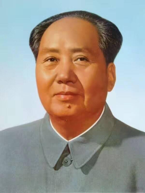 中国军人[超话] 今天是开国领袖毛泽东主席逝世50周年纪念日，让我们一起深切怀念
