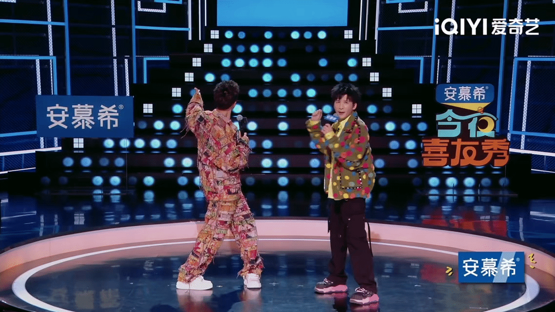 这期综艺也太敢说了！大张伟和付航开场就cue“娱乐圈真朋友”环节，还说专门请来了