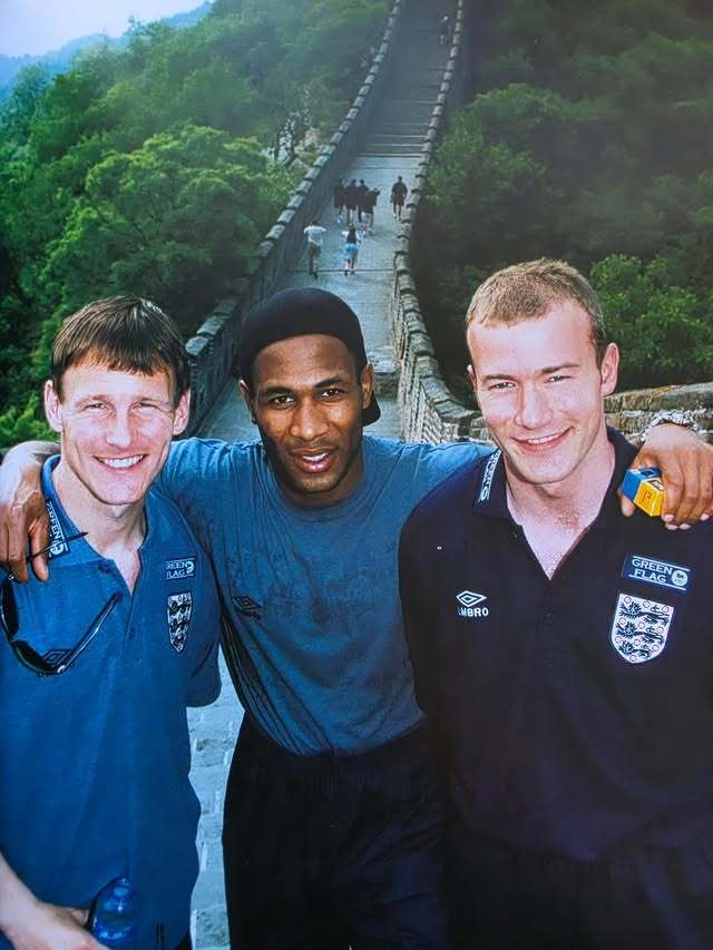 【老照片】 英格兰球迷俱乐部[超话] Teddy Sheringham, Les