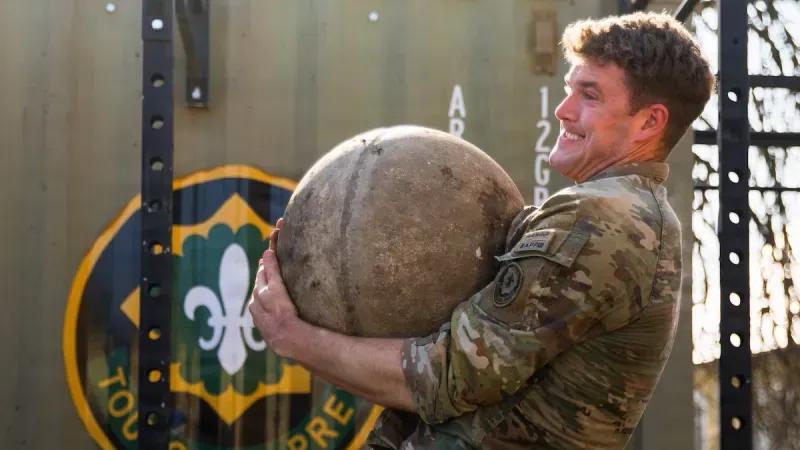 3月25日，据美国五角大楼发布的消息称，美国将在4月20日开始，正式将入伍的最低