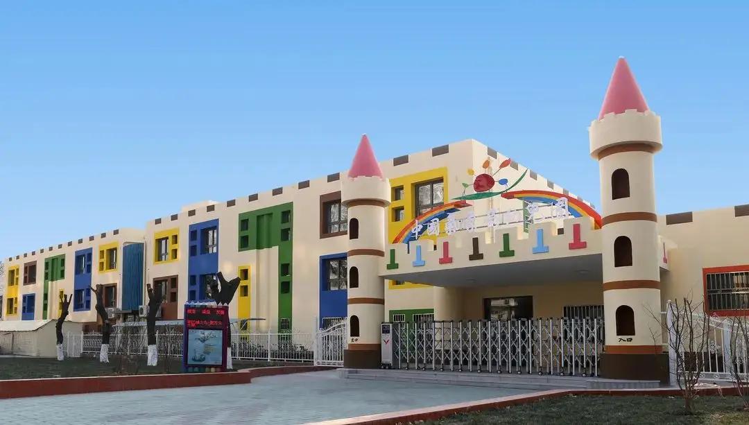 官方数据，幼儿园和小学数量逐年减少！中国教育部公布《2025年全国教育事业发展统