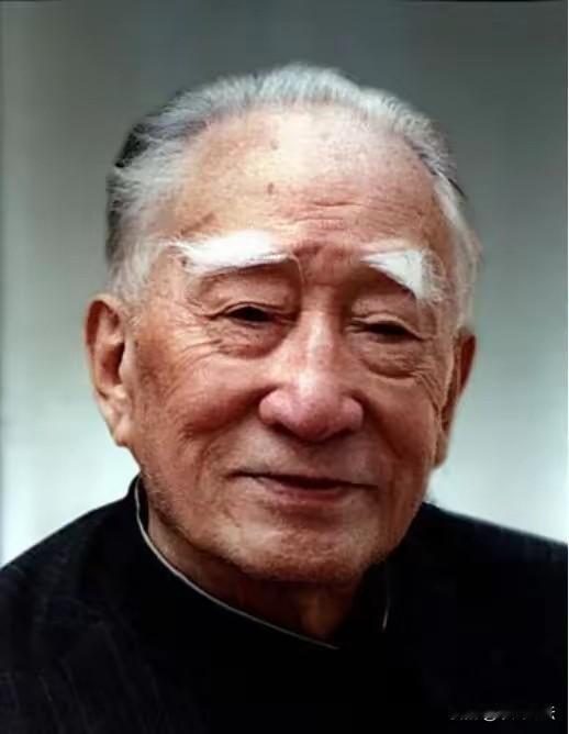 国务院原副总理薄一波在晚年时，题下了对三位伟人的评价，评价彭老总用了三句话，评价