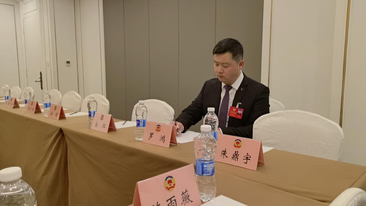 为彻底杜绝器官非法交易与伦理乱象，保障人民群众生命健康权益，我建议立法严格禁止非