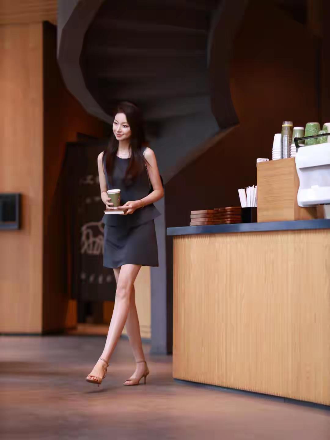 学姐的穿搭值得我认真的学习！加油😊😊😊