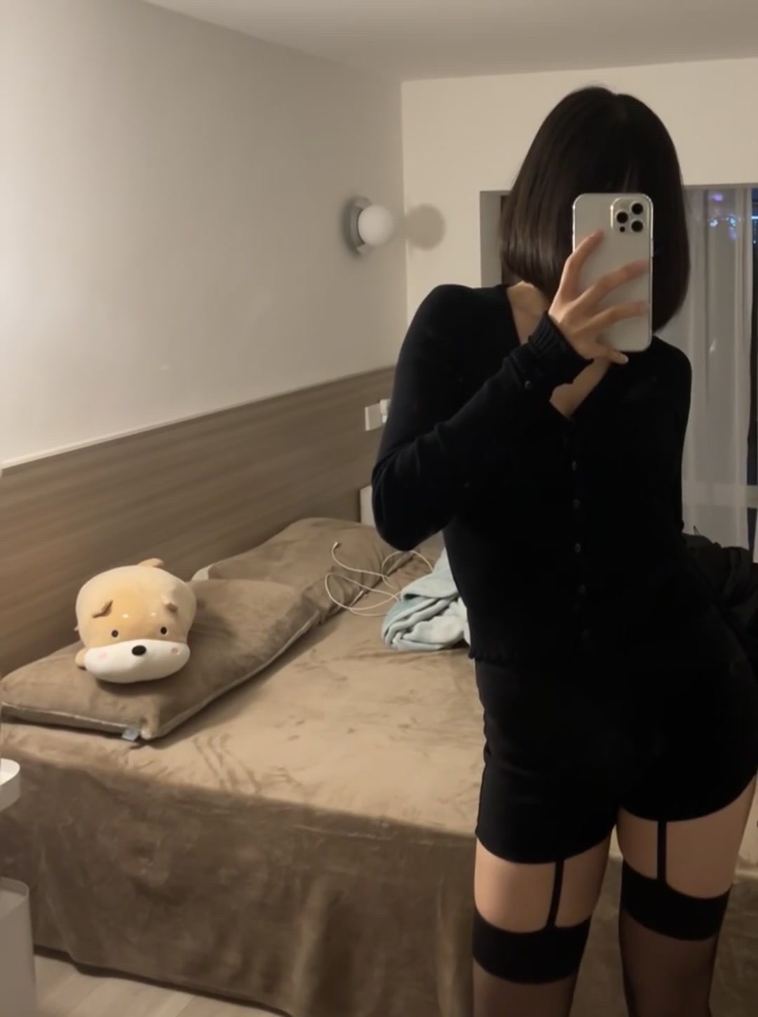 深夜分享包臀实况 ​​​