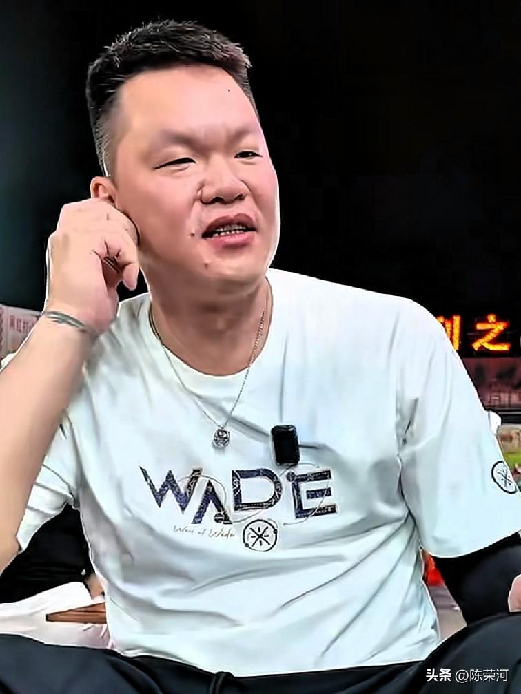 没想到杜锋离职了，朱芳雨也离职了！就在刚刚，据知名媒体人透露，广东男篮总经理朱芳