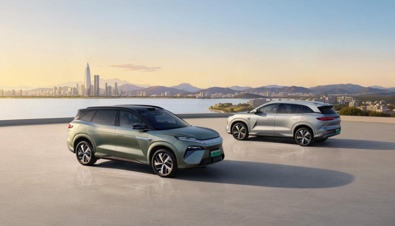 11月21日，比亚迪划时代旗舰SUV唐L携OTA进阶及新车色亮相广州车展。其中，