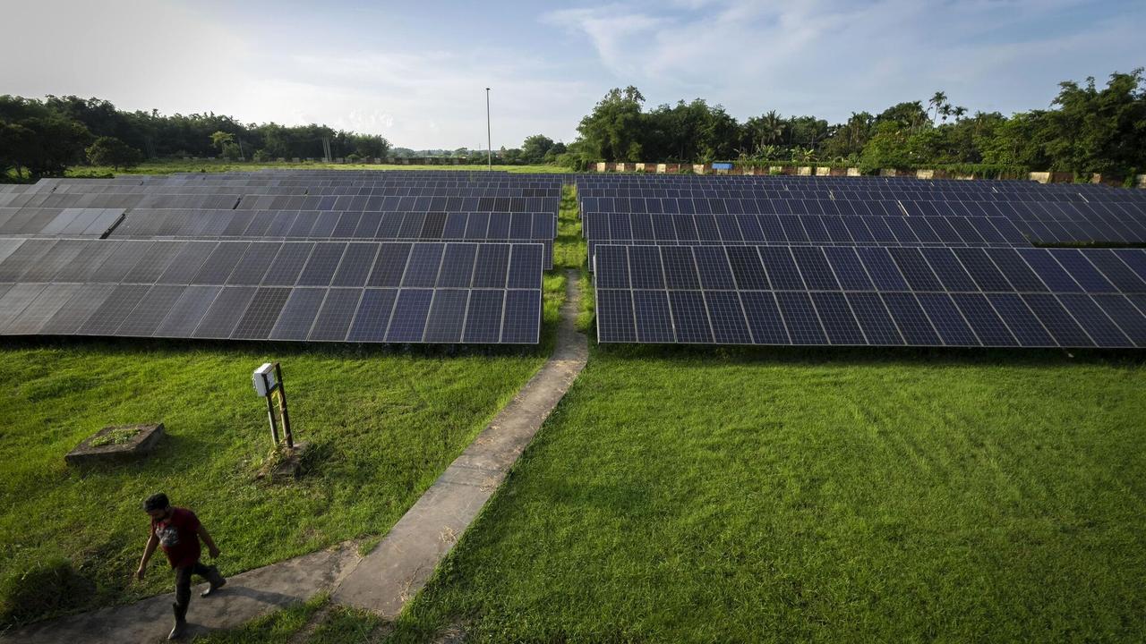 法国政府：法国将限制中国可再生能源组件的数量

俄罗斯卫星通讯社 2026年4月