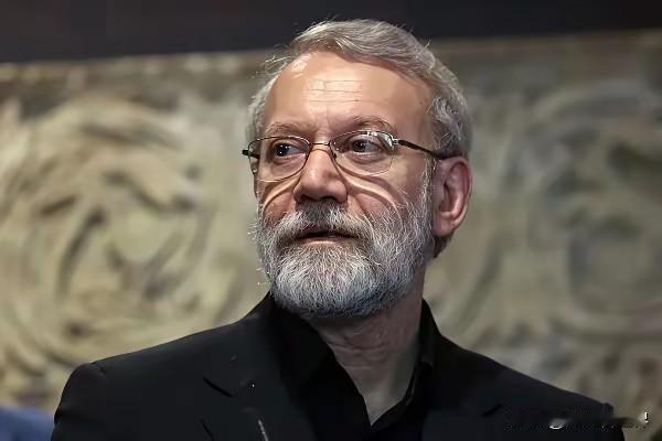 伊朗“实际掌舵人”被炸身亡、新最高领袖已被送去莫斯科治疗？
以色列国防军证实，在