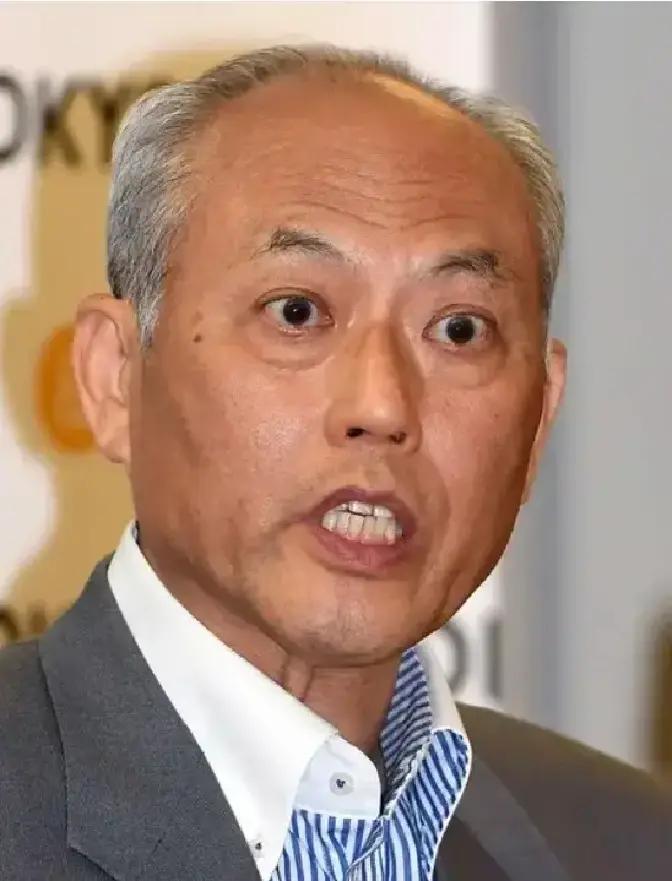 快讯！快讯！
舛添要一的这番话刺痛了很多日本人。因为他说出的，不是什么稀奇的“阴