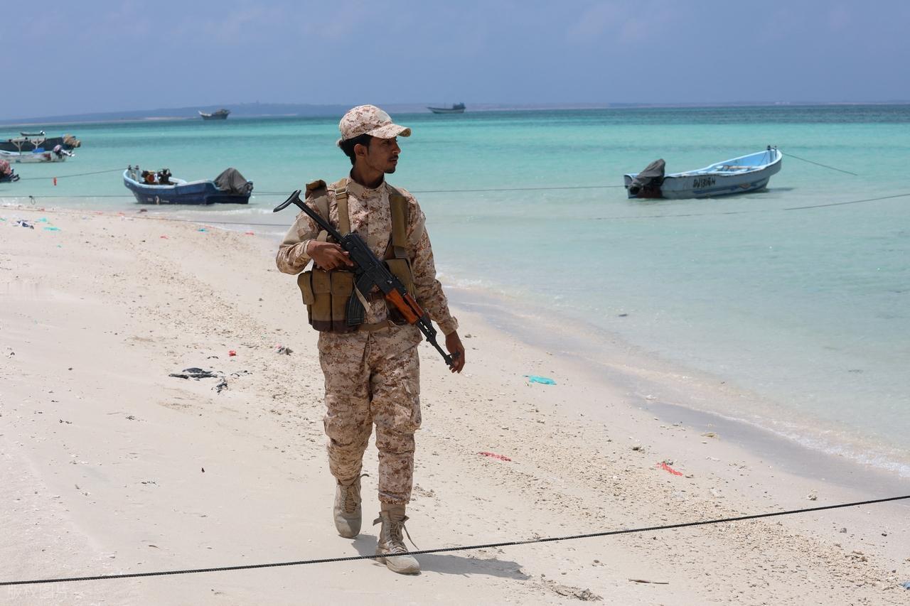 美军封锁开局，川普胜算几何？
4月12日夜，华盛顿拍板，特朗普宣布对伊朗港口实施