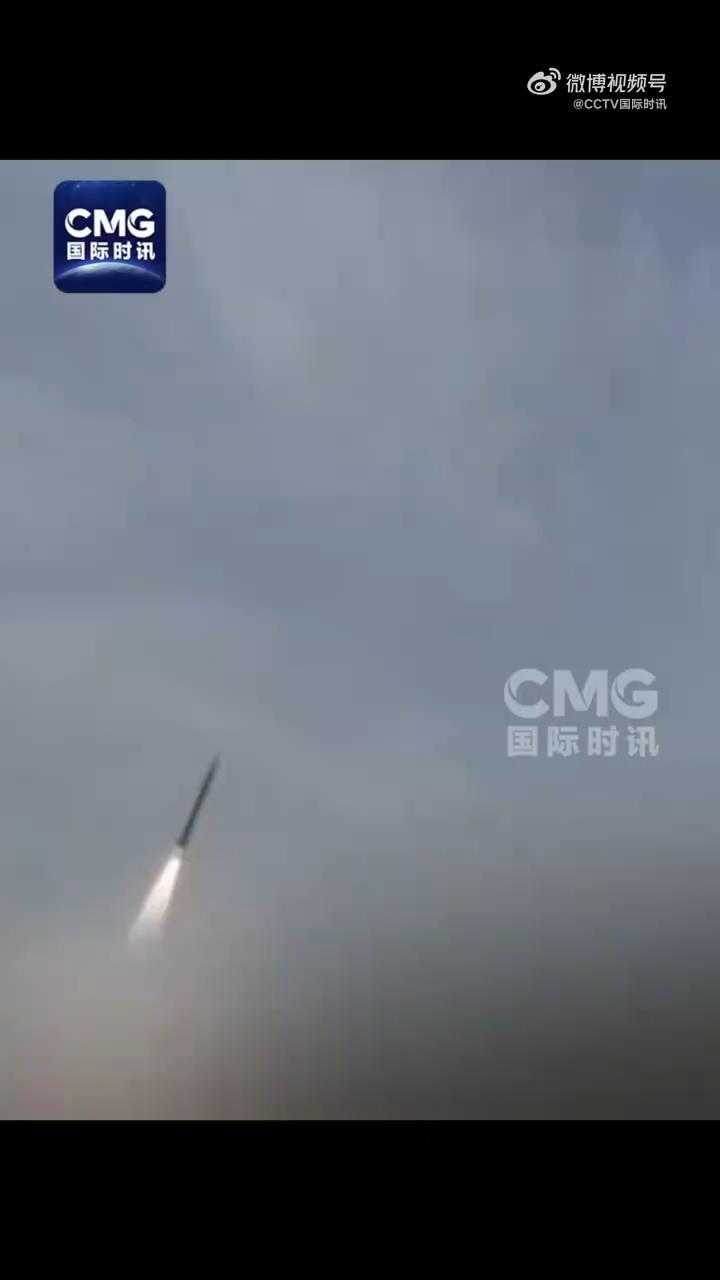 伊朗这次要把美军打服，不要再轻易相信美国佬的承诺了

伊朗导弹反击美军基地，海湾