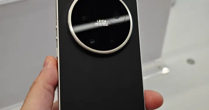 小米17 Ultra徠卡版海外真機曝光：官方命名LEITZPHONE+外觀煥新