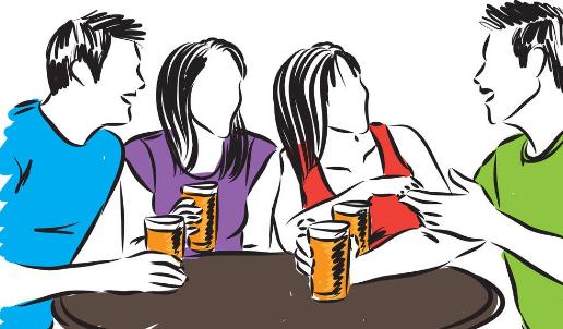 广西，女子深夜邀请一个异性朋友，陪她去参加一个饭局。 男子喝醉了，回家路上多次强