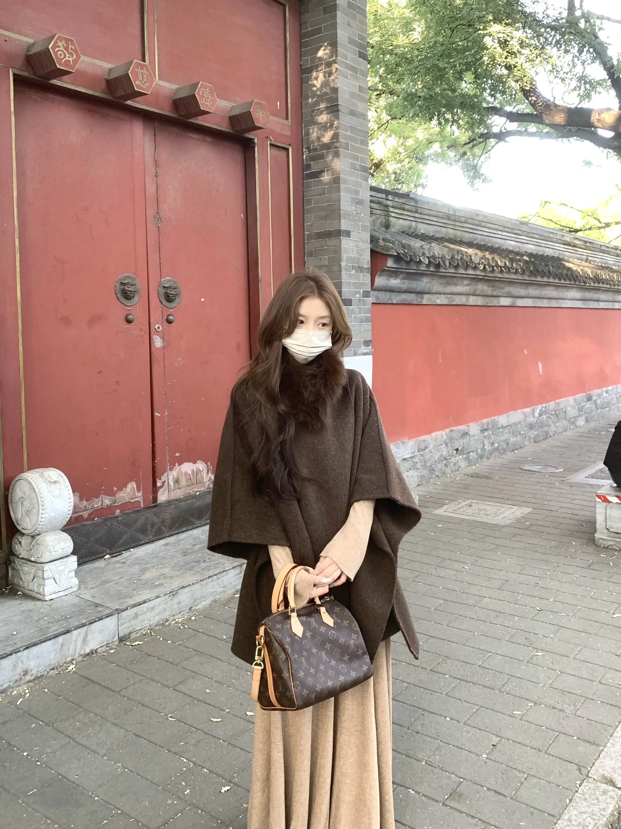 北京胡同 今天穿什么 大衣 秋冬穿搭 气质穿搭