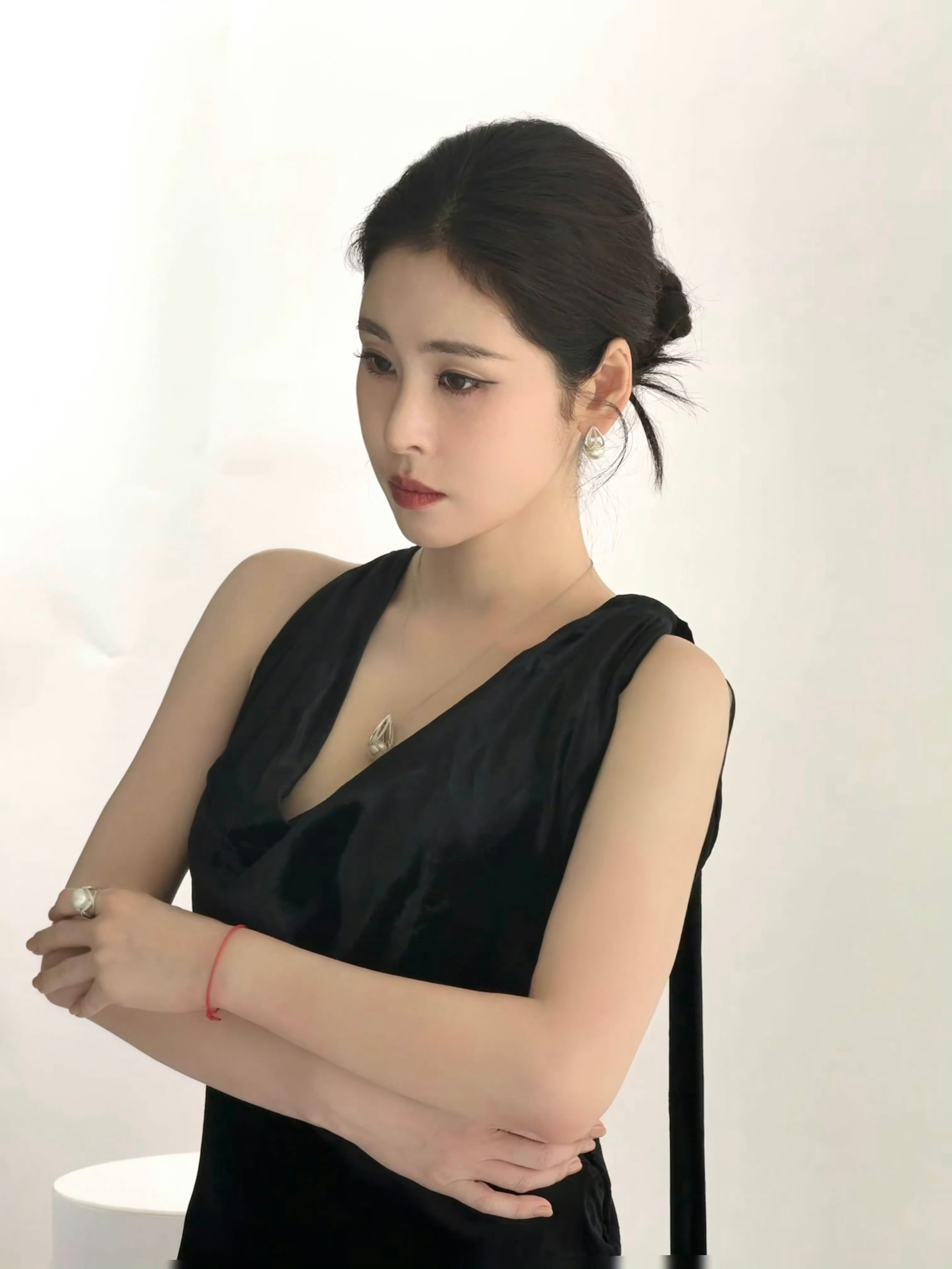 张碧晨🖤🩷🖤高智清冷丝绒妆✨✨✨化妆：金鹤龙🧏🏻♂️张碧晨张碧晨大师出