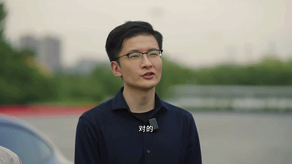 央视3分钟评上汽MG新能源技术欧盟打算抬高进口电动车关税，出海车企普遍承压，算是