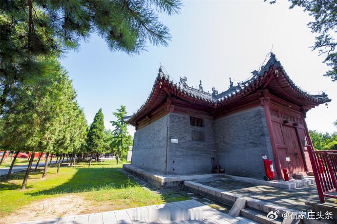 毗卢寺，石家庄市内唯一国家级文保单位。 