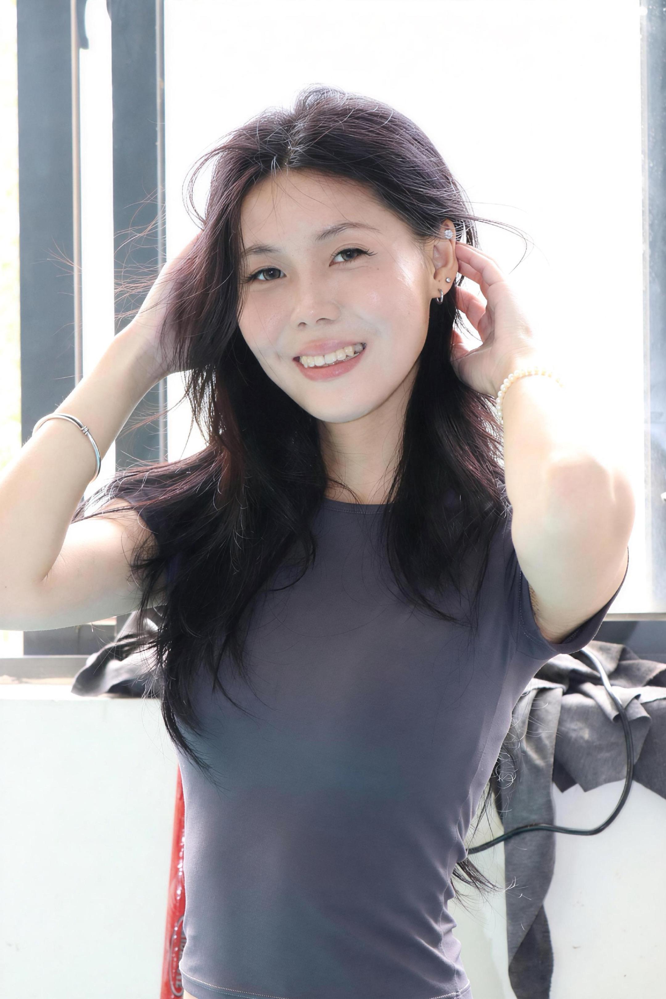 每次压力大的时候 哭完发现自己不过才21岁