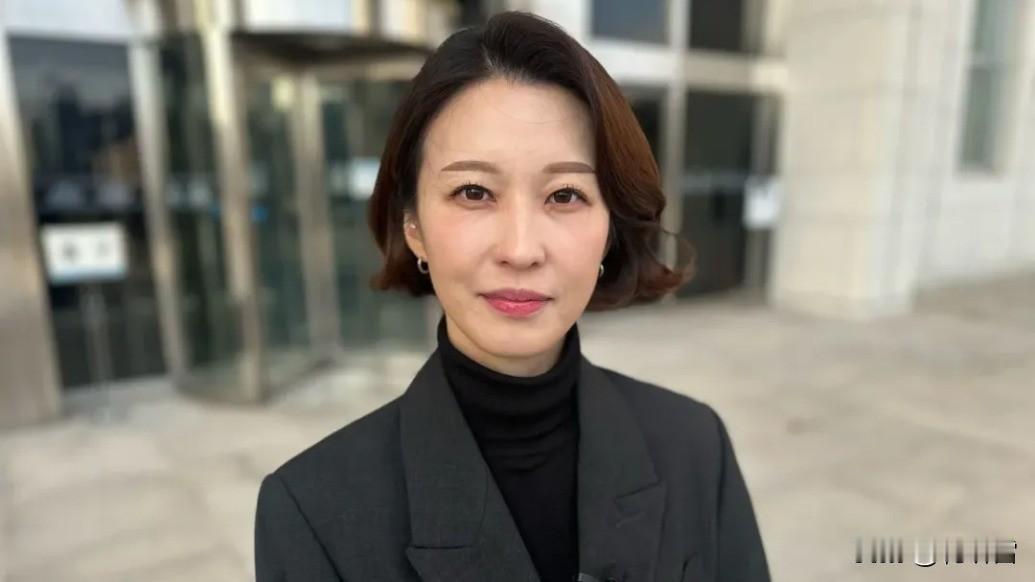 李在明吵架不带上安贵玲，真是策略失败，曹喜大与他的这场宪政吵架，对外发声的是首席