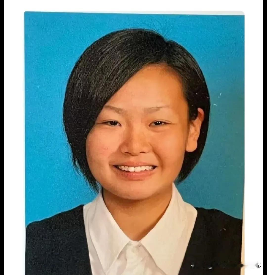 近日，日本发生了一起震惊公众的命案，一名17岁的女孩在街头误拍到一名男子，结果被