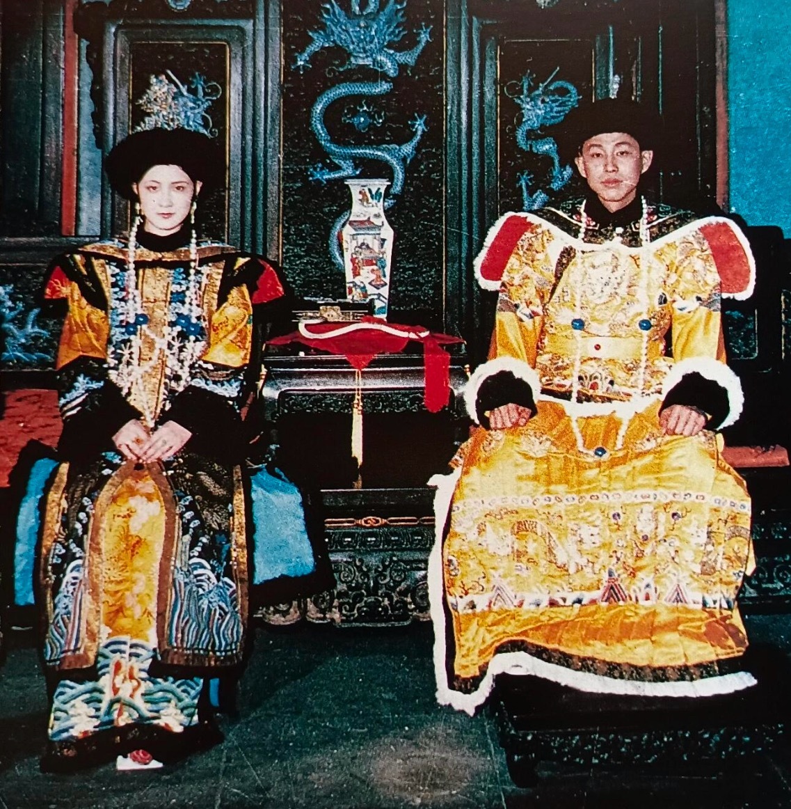 感觉王家卫对陈道明就是爱而不得！居然用阴阳同体来形容他！[捂嘴哭] ​​​