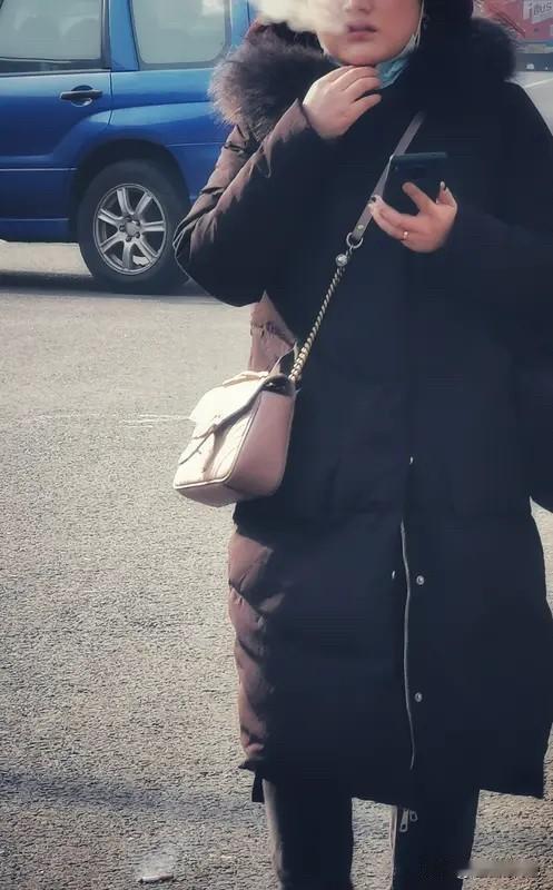 不喜欢，也不会买，除非我就想过没有奔头的生活，
房子便宜说明年轻人少，就业机会少